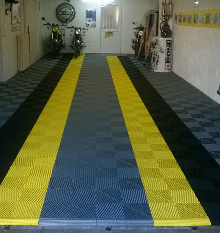 sol Polydal gris foncé noir jaune pour garage privé moto